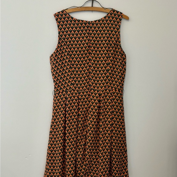 Papillon Geometric Print Fit and Flare Dress Size Large Orange Sleeveless - Picture 7 of 12
